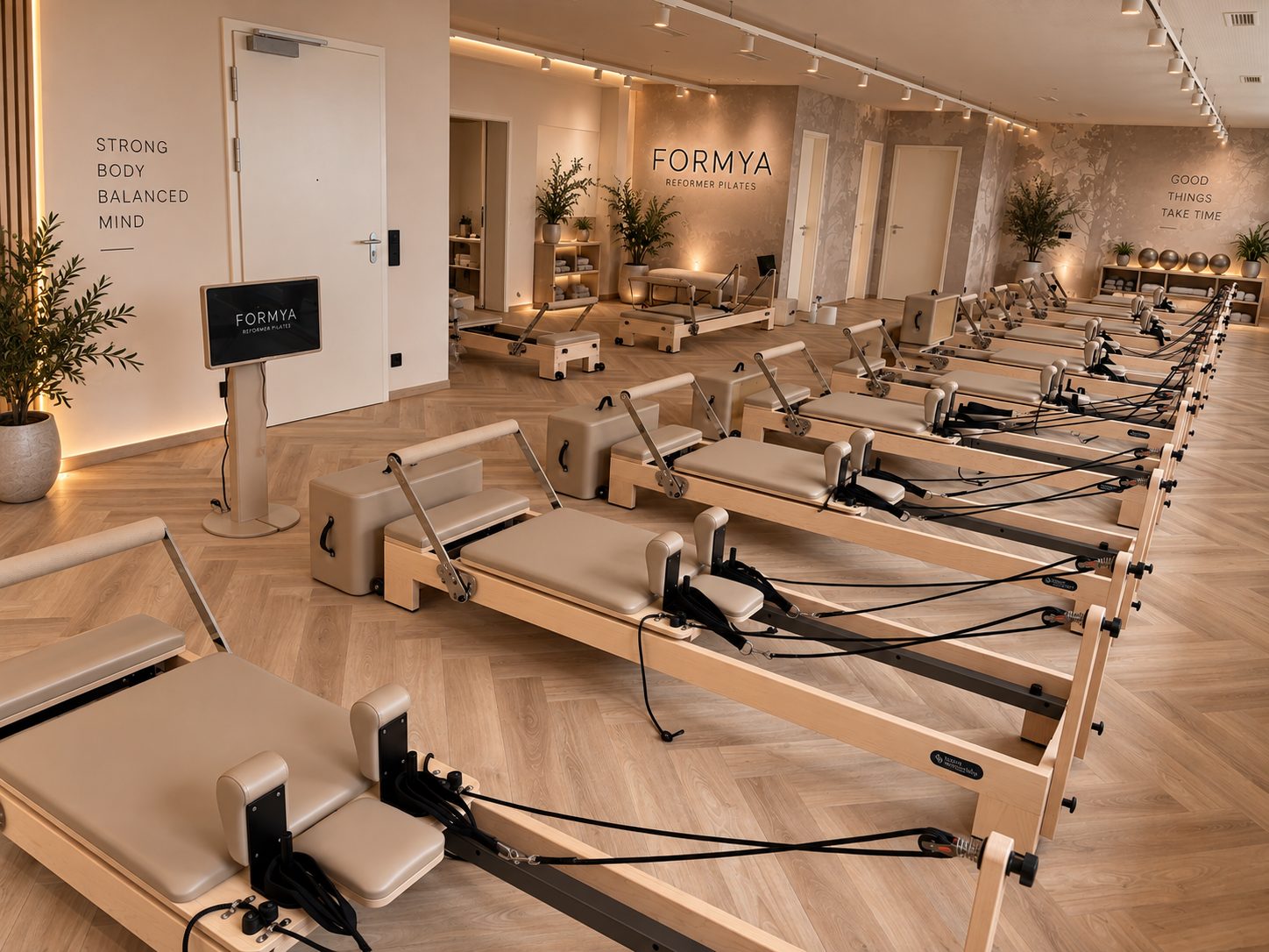 Reformer-Pilates-Studio FORMYA, KI-optimierte Visualisierung